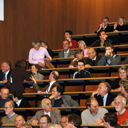 Im Publikum: Herbert Pietschmann, Frau Pietschmann, Karl Lintner, Helmuth Horvath, Harald Rindler