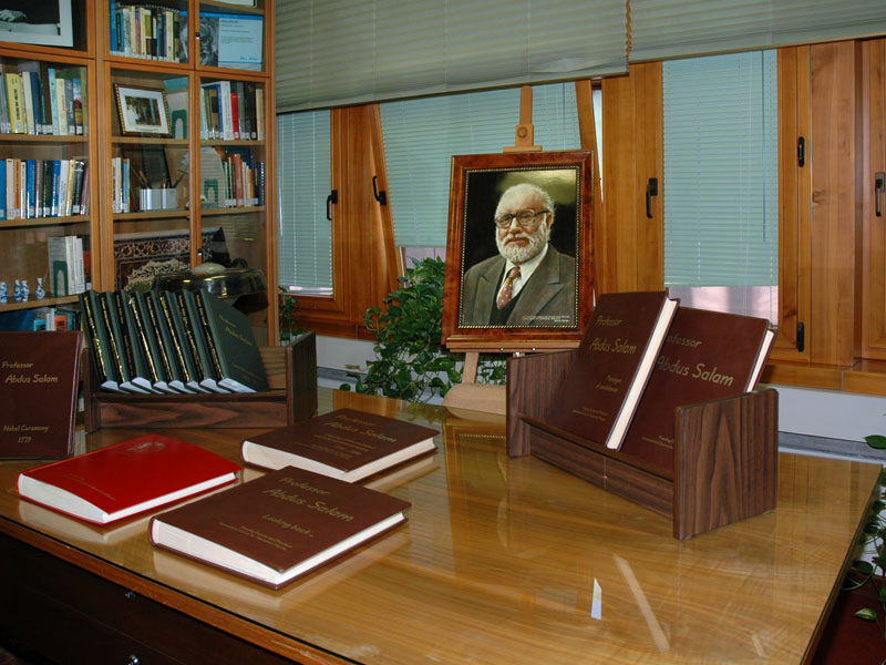 Bibliothek des ICTP: das Arbeitszimmer vom Abdus Salam