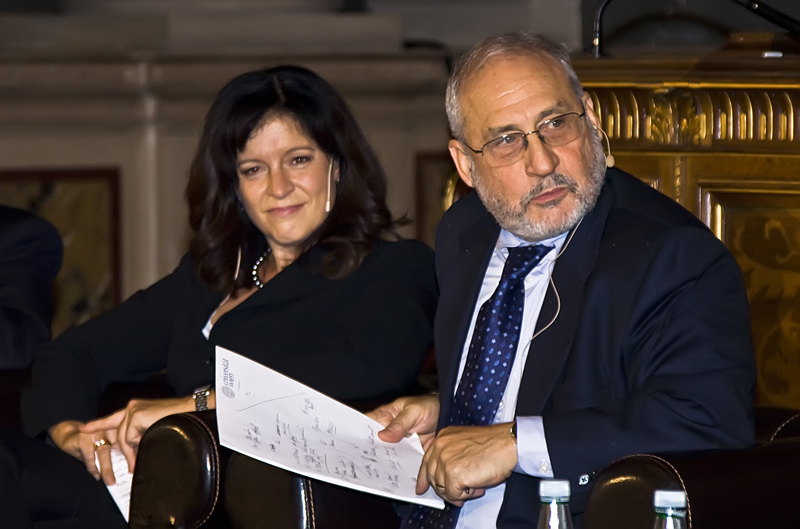 Ingrid Thurnher und Joseph Stiglitz