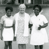 Hilde Nunn May in Afrika, 1970
